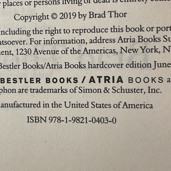 First Edition 2019 Brad Thor A Thriller Backlash hardcover book NYT Bestseller - Picture 9 of 16